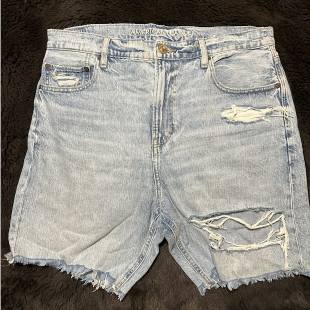 AE shorts